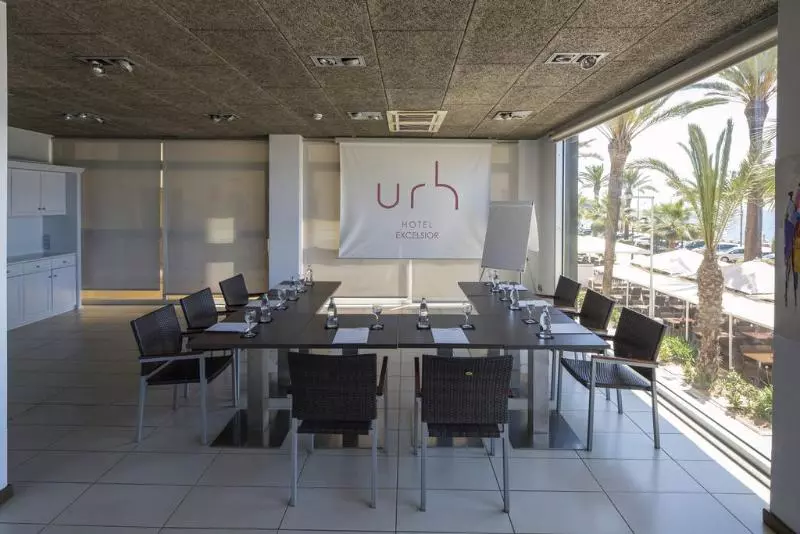 Fotos del hotel Urh Excelsior:  6