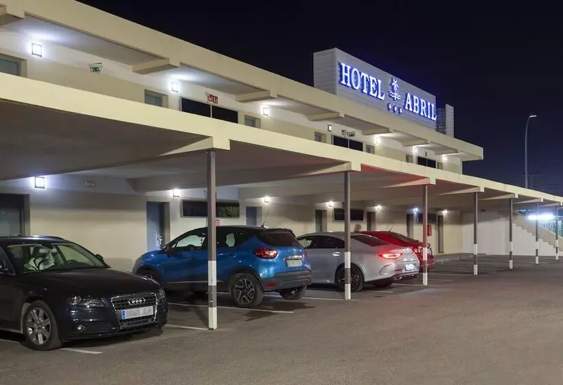 Fotos del hotel Abril:  5