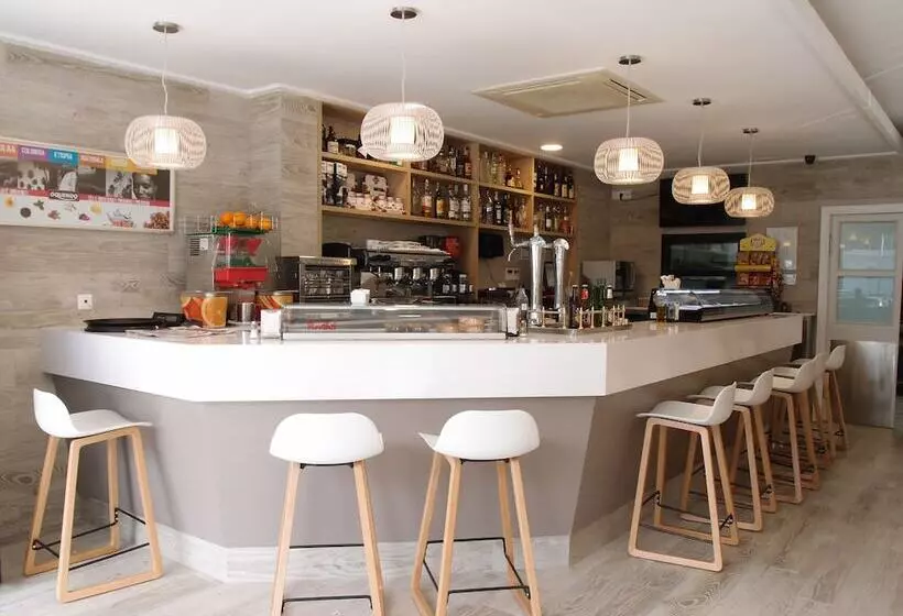 Fotos del hotel Abril:  8