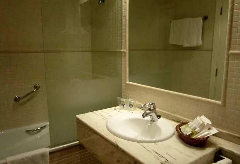 Fotos del hotel Abril:  17