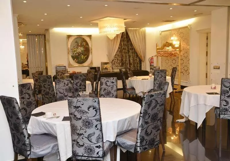 Fotos del hotel Artheus Carmelitas Salamanca:  5