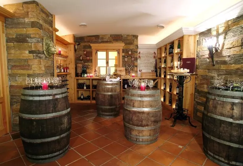 Fotos del hotel Norica  Thermens Gastein Mit Dem Bademantel Direkt In Die Therme:  24