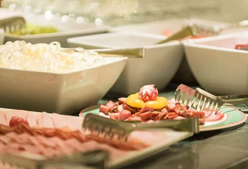 Fotos del hotel Norica  Thermens Gastein Mit Dem Bademantel Direkt In Die Therme:  10