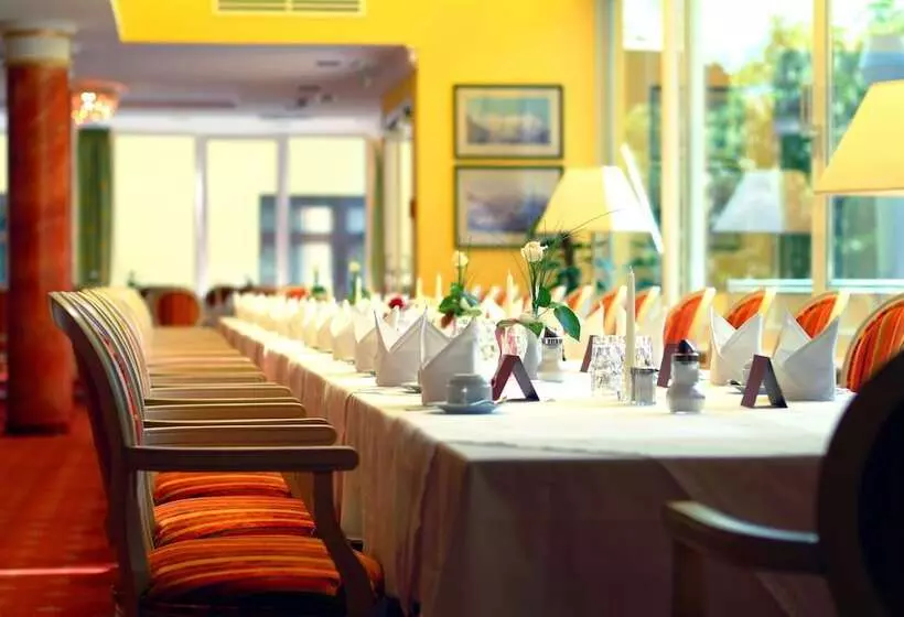 Fotos del hotel Norica  Thermens Gastein Mit Dem Bademantel Direkt In Die Therme:  15