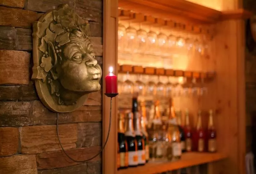 Fotos del hotel Norica  Thermens Gastein Mit Dem Bademantel Direkt In Die Therme:  5