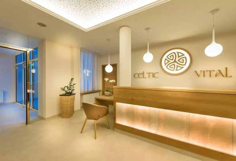 Fotos del hotel Norica  Thermens Gastein Mit Dem Bademantel Direkt In Die Therme:  14