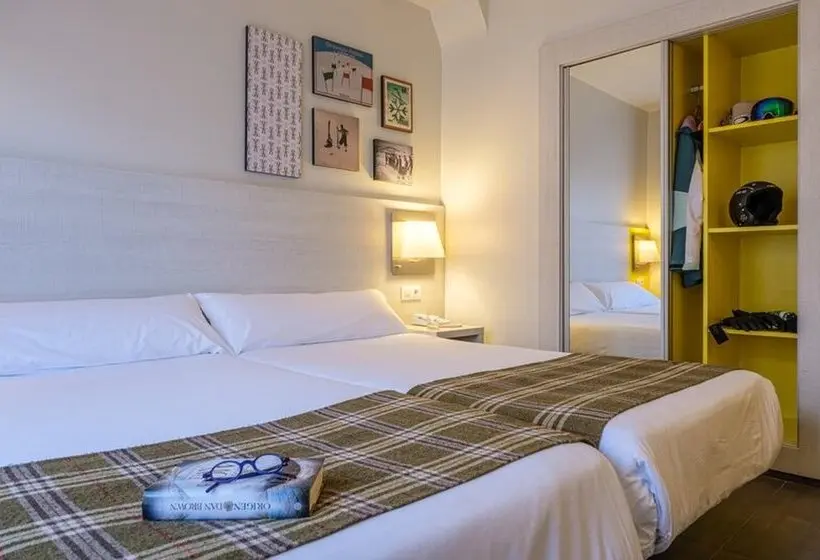 Fotos del hotel Cristina:  13