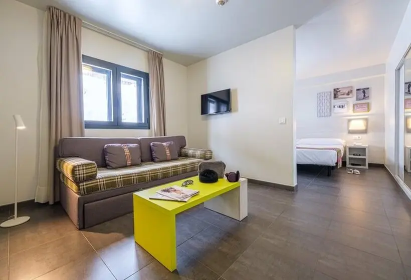 Fotos del hotel Cristina:  23