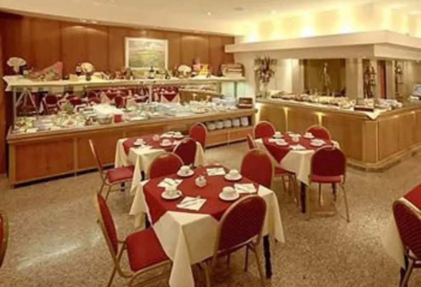 Fotos del hotel Globales Republica:  5