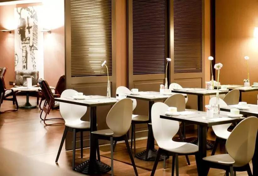 Fotos del hotel New  Charlemagne:  18