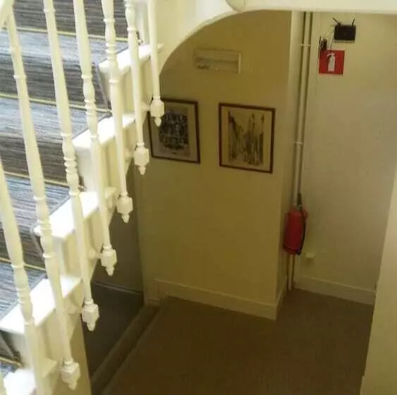 Fotos del hotel Queen Mary:  11