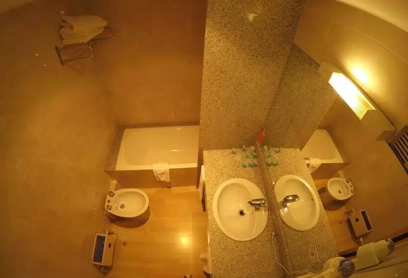 Fotos del hotel Somriu Hotel City M28:  25