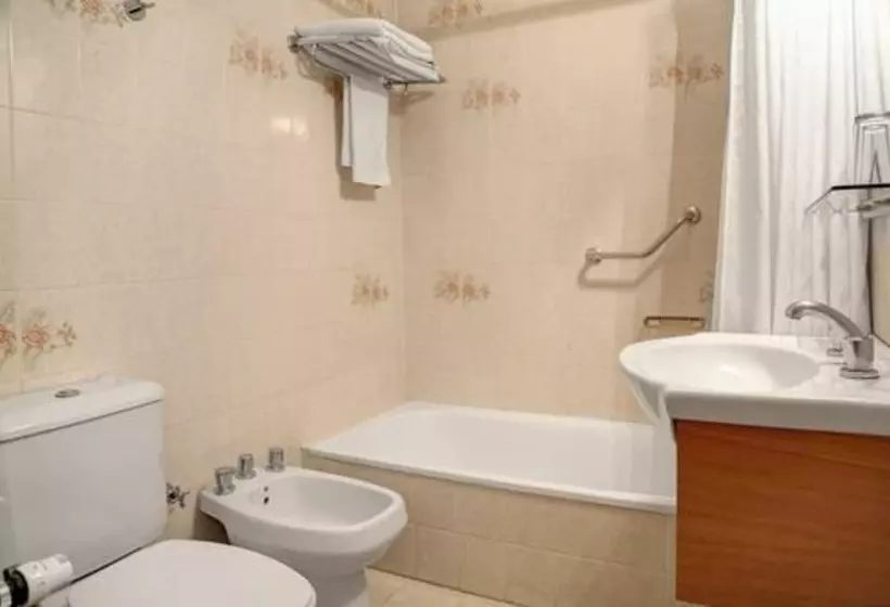 Fotos del hotel Tres Reyes:  8