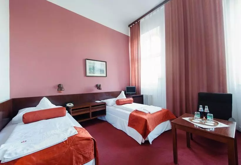 Fotos del hotel Slavia:  3