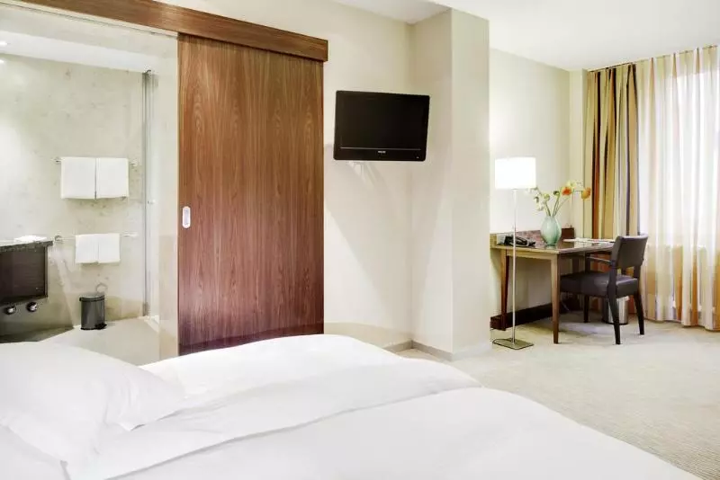 Fotos del hotel Du Commerce:  11