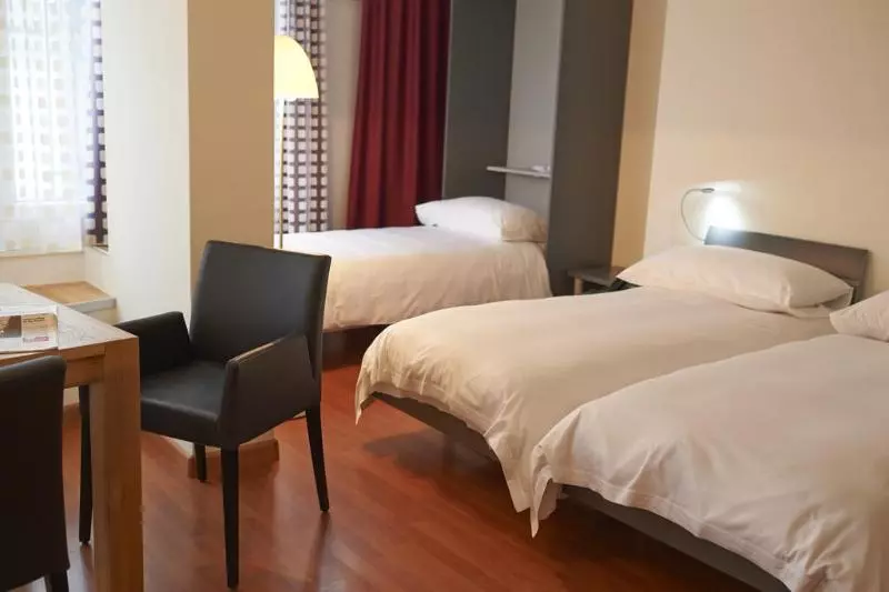 Fotos del hotel Du Commerce:  13