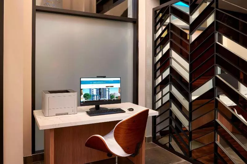 Fotos del hotel Fairfield Inn By Marriott Montreal Downtown:  9