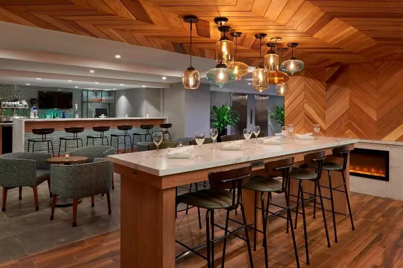 Fotos del hotel Fairfield Inn By Marriott Montreal Downtown:  23