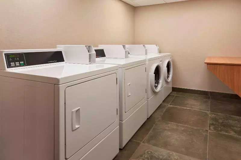 Fotos del hotel Fairfield Inn By Marriott Montreal Downtown:  11