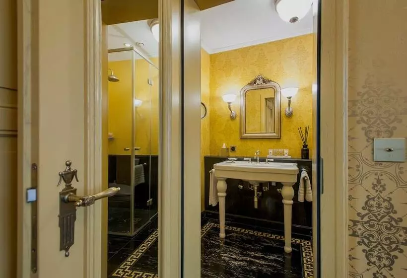 Fotos del hotel Grand Hotel Les Trois Rois:  25