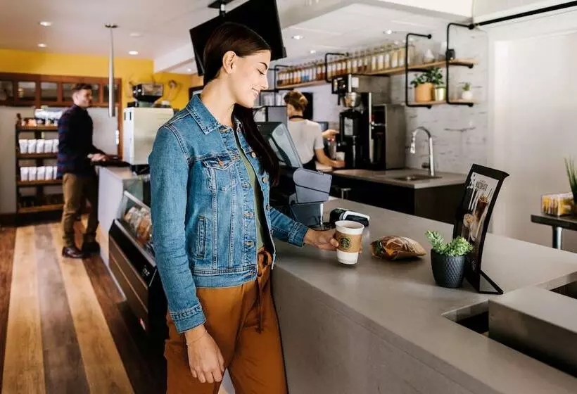 Fotos del hotel Lobstick Lodge:  5