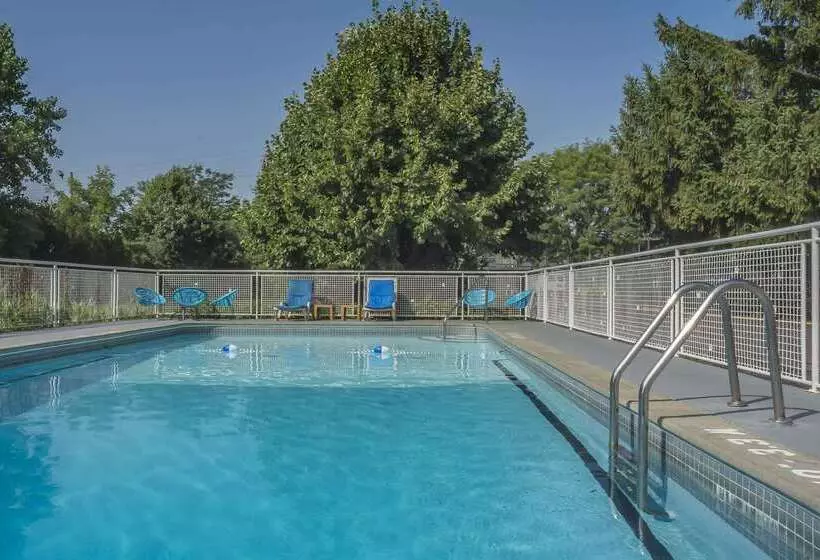 Fotos del hotel Rodeway Inn Fallsview:  2