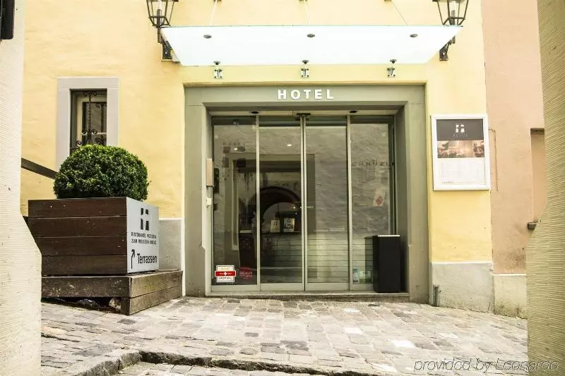 Fotos del hotel Boutique Hotel Weisses Kreuz - Adult Only:  4