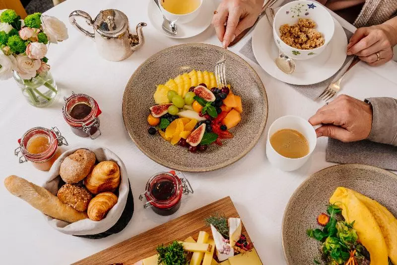 Fotos del hotel Small Luxury  Ambassador Zürich:  11