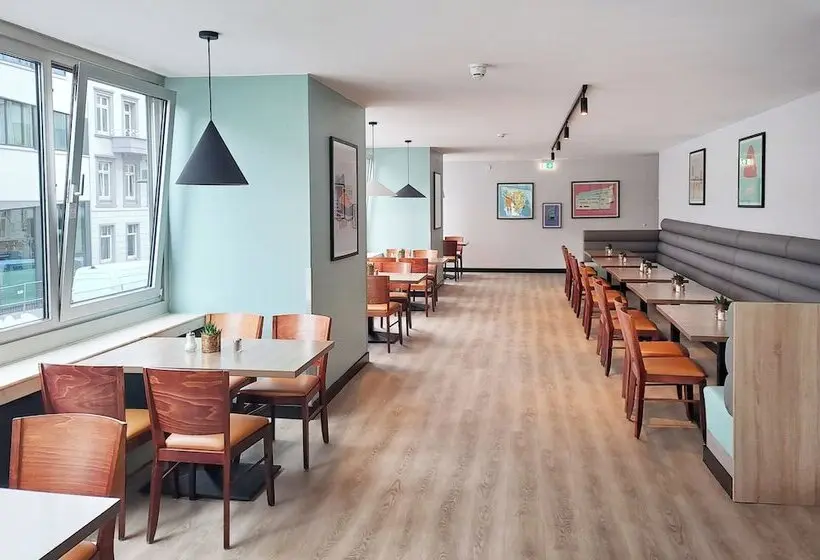 Fotos del hotel Novum Hotel Graf Moltke Hamburg:  2