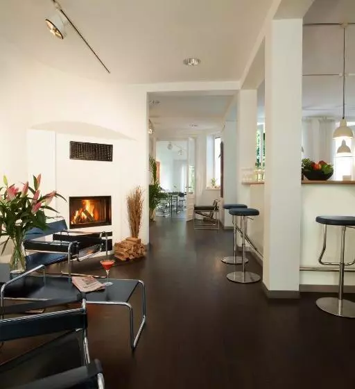 Fotos del hotel Aussen Alster:  12