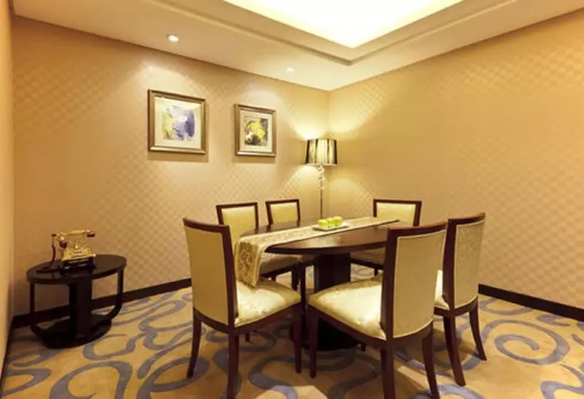 Fotos del hotel Guangzhou Baiyun:  4