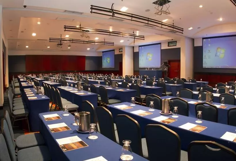 Fotos del hotel Cosmos 100  & Centro De Convenciones  Es Cosmos:  14