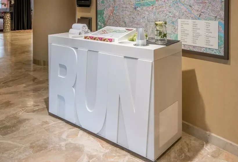 Fotos del hotel Crowne Plaza Berlin City Centre, An Ihg:  4