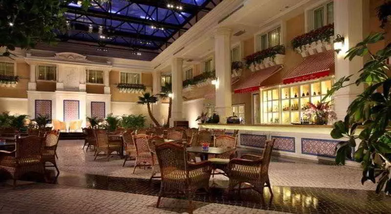 Fotos del hotel Holiday Inn Downtown Beijing:  4