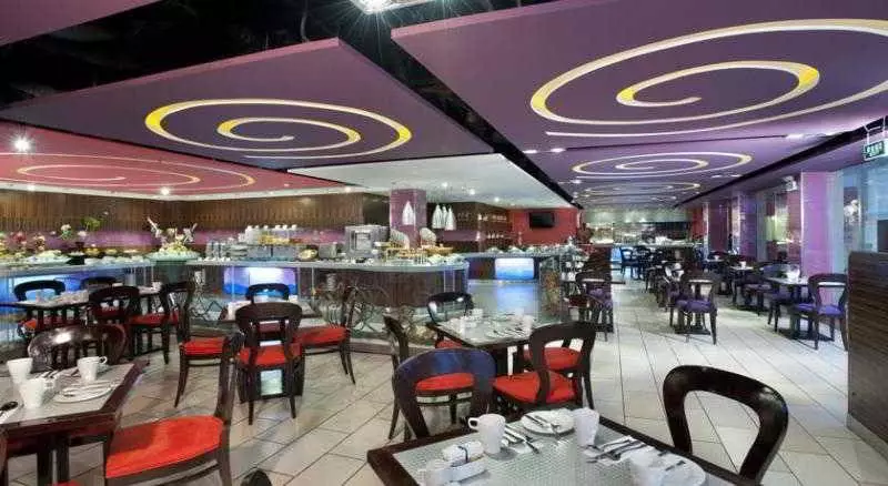 Fotos del hotel Holiday Inn Downtown Beijing:  3