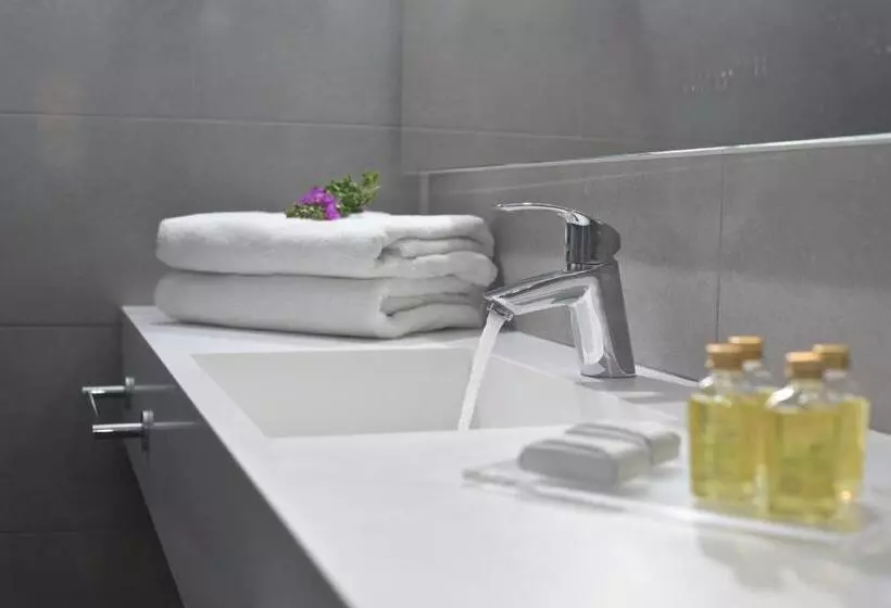 Fotos del hotel Nissi Beach Resort:  6