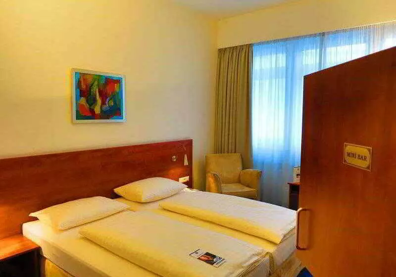 Fotos del hotel Hotel President:  8