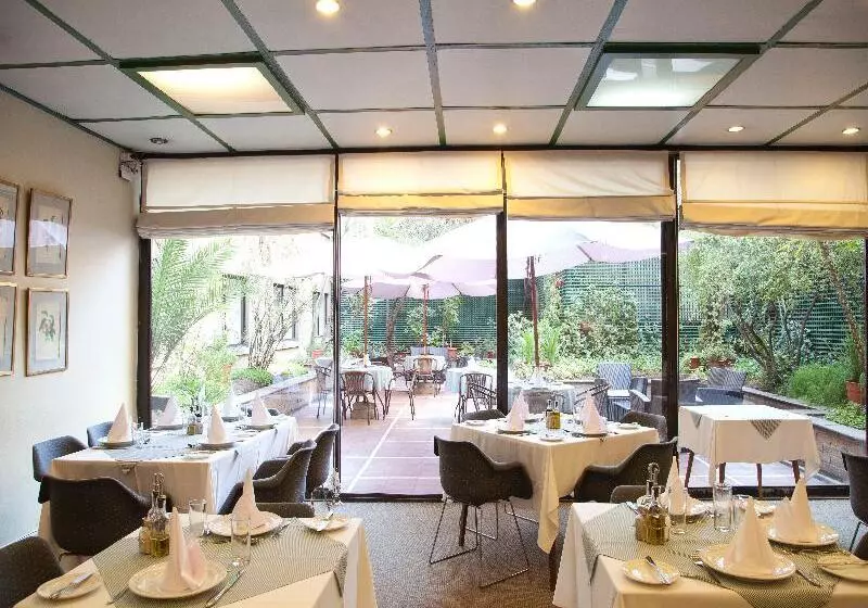 Fotos del hotel Santa Lucia:  15