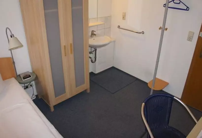 Fotos del hotel Seifert Berlin Am Kurfürstendamm:  2