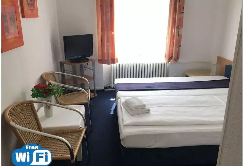 Fotos del hotel Seifert Berlin Am Kurfürstendamm:  10