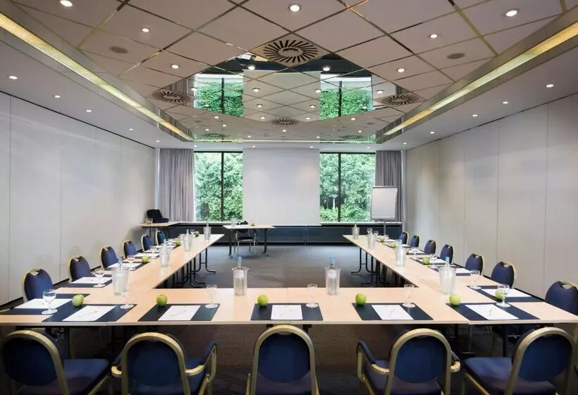 Fotos del hotel Essential By Dorint Bremenvahr:  6