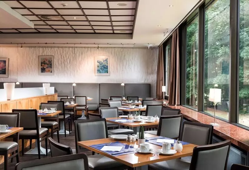 Fotos del hotel Essential By Dorint Bremenvahr:  15