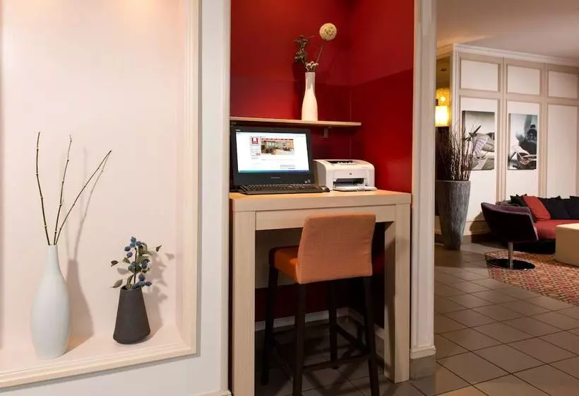 Fotos del hotel Leonardo  Köln Bonn Airport:  11