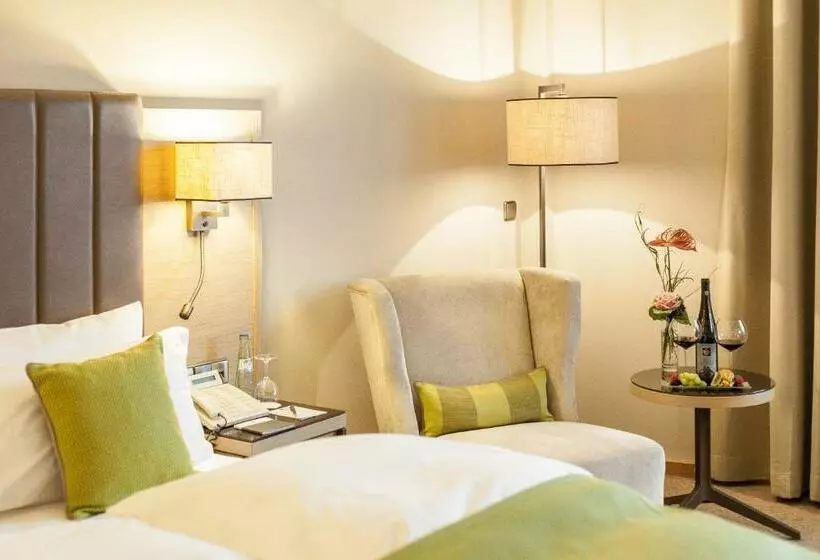 Fotos del hotel Althoff Hotel Am Schlossgarten:  13