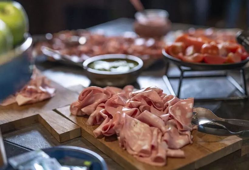 Fotos del hotel Mayfair:  23