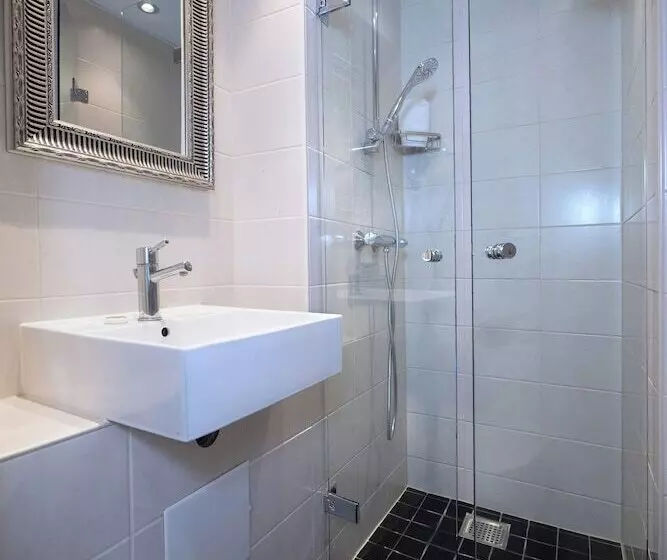 Fotos del hotel Mayfair:  6