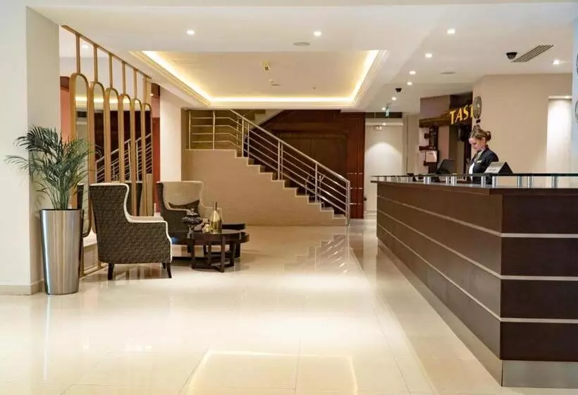 Fotos del hotel Al Ain Palace Hotel Abu Dhabi:  3