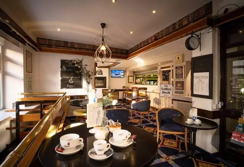 Fotos del hotel Ashley:  12