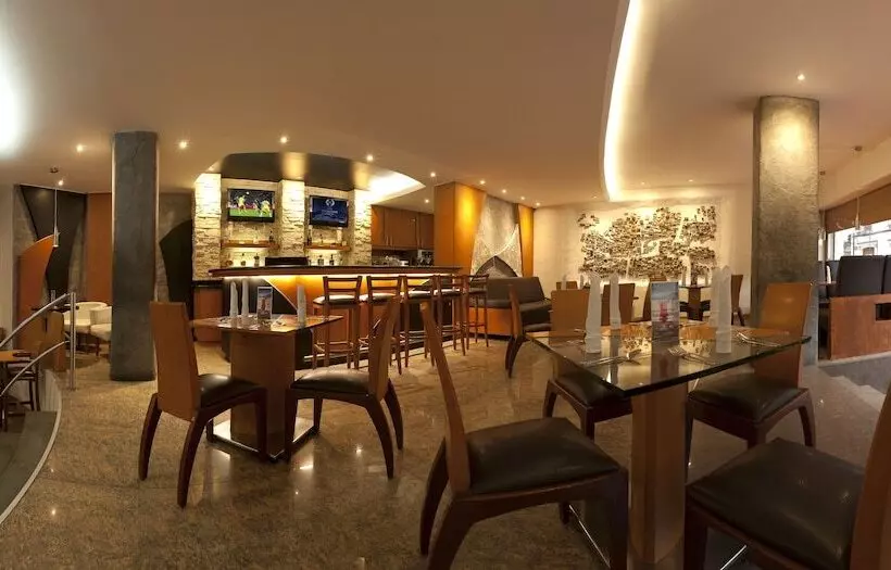 Fotos del hotel El Dorado:  5