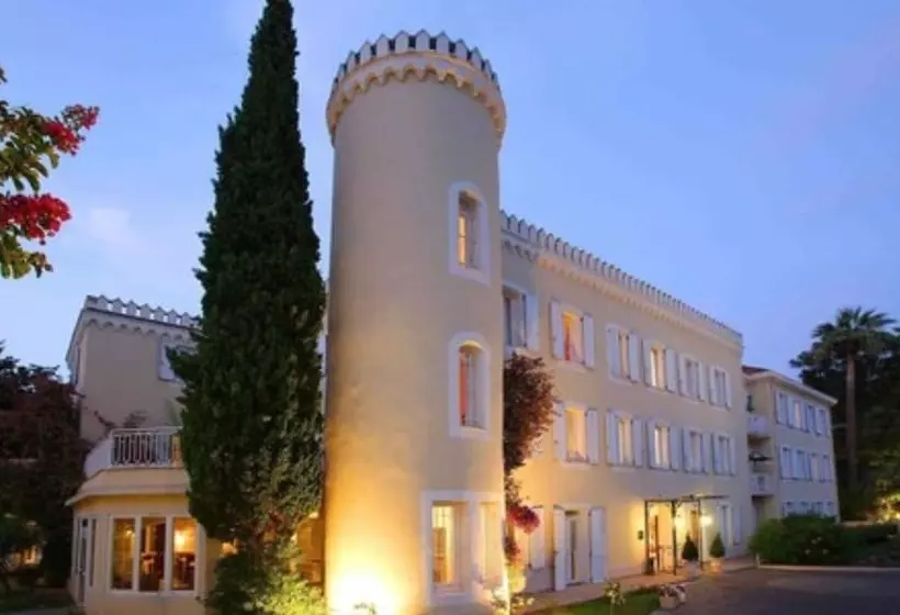 Hôtel Château De La Tour